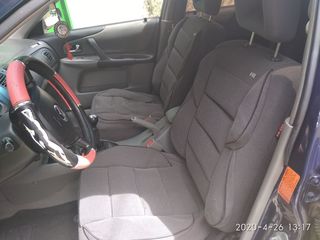 Mazda 323 foto 3