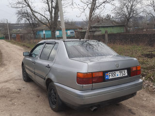 Volkswagen Vento foto 5