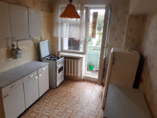 Apartament cu 3 camere, 70 m², Buiucani, Chișinău foto 3