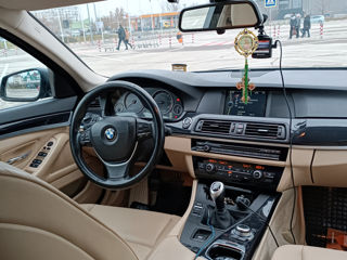 BMW 5 Series foto 4