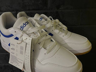 Adidas Hoops 3.0 foto 2