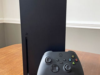 Xbox Series X (8200 lei) + 23 jocuri video digitale ( 350 euro, detalii mai jos)