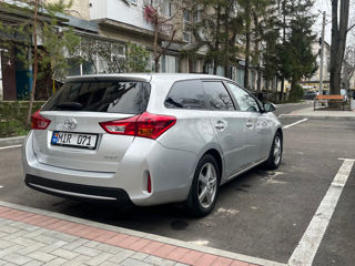 Toyota Auris foto 3