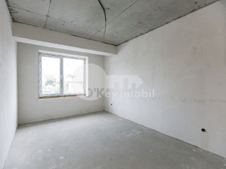 Duplex în 3 nivele, 180 mp + teren 3 ari, versiune albă, Stăuceni 138000 € foto 11