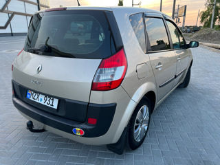 Renault Scenic foto 5