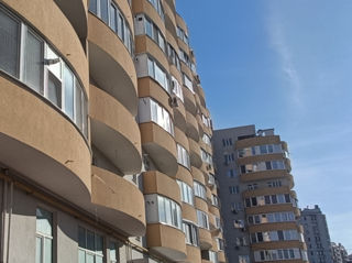 Apartament cu 2 camere, 72 m², Ciocana, Chișinău foto 2