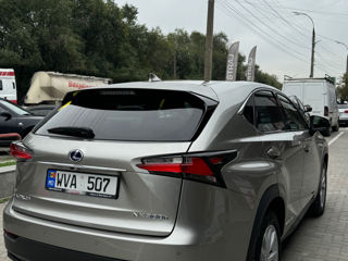 Lexus NX Series foto 2