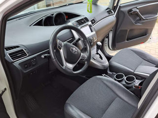 Toyota Verso foto 4