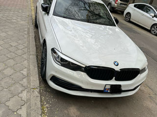 BMW 5 Series foto 4