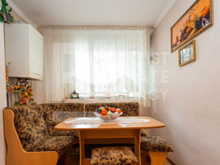 Apartament cu 5 camere sau mai multe, 110 m², Ciocana, Chișinău foto 4