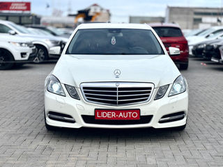 Mercedes E-Class foto 2