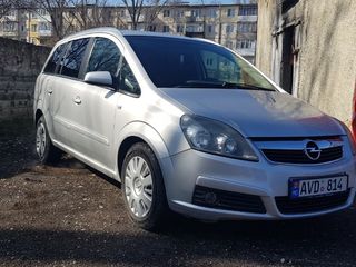 Opel Zafira foto 5