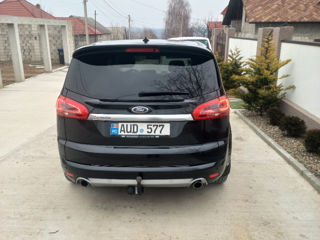 Ford S-Max foto 3