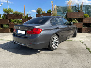 BMW 3 Series foto 4