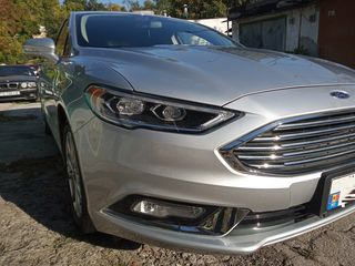 Ford Fusion foto 3