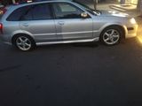 Mazda 323 foto 8