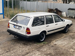 Volkswagen Passat foto 3