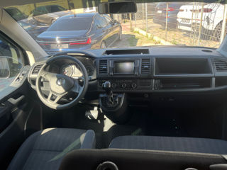 Volkswagen Caravelle foto 7