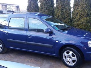 Dacia Logan foto 4