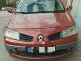 Renault Megane 1.6 бензин хэтчбек foto 2