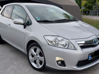 Toyota Auris foto 1