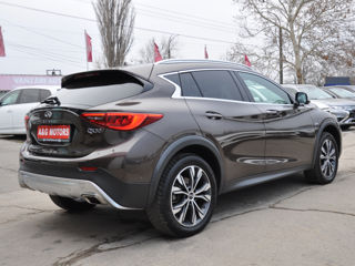 Infiniti Q30 foto 5