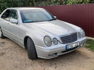 Mercedes E-Class