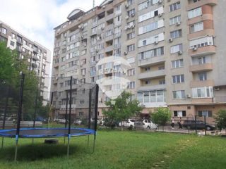 Apartament cu 4 camere, 163 m², Botanica, Chișinău foto 17
