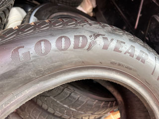 R17 225/60 GoodYear Vector 4 Seasons foto 4