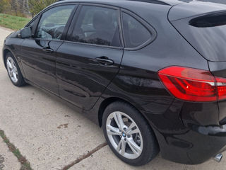 BMW 2 Series foto 2