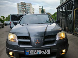 Mitsubishi Outlander foto 10