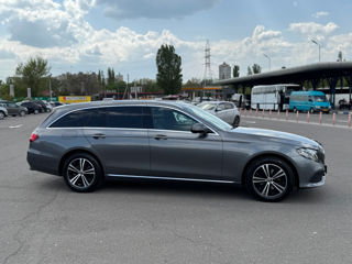 Mercedes E-Class фото 3