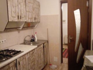 Apartament cu 2 camere, 65 m², Telecentru, Chișinău foto 3