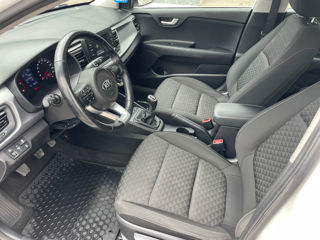 KIA Rio foto 9