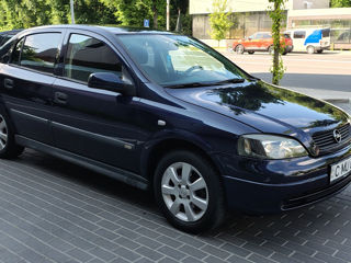 Opel Astra фото 2
