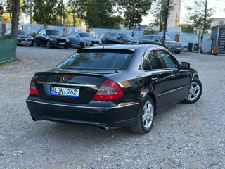 Mercedes E-Class foto 4