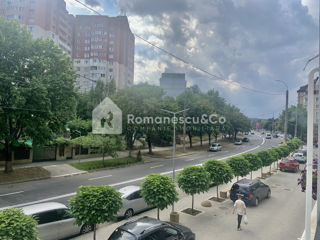 Apartament cu 3 camere, 91 m², Buiucani, Chișinău foto 13