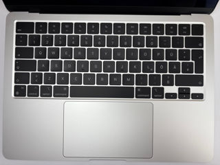 Macbook Air 13.6 8/256gb Silver stare foarte buna foto 3