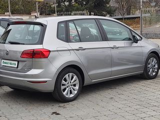 Volkswagen Golf foto 2