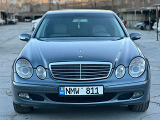 Mercedes E-Class foto 5