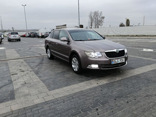 Skoda Superb foto 2