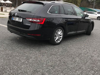 Skoda Superb foto 10