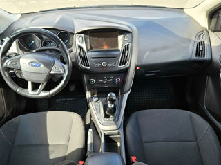 Ford Focus foto 7