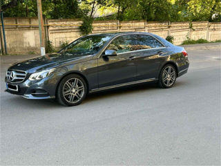 Mercedes E-Class foto 2