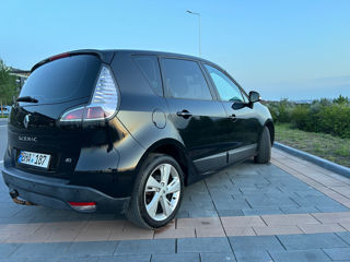 Renault Scenic foto 9