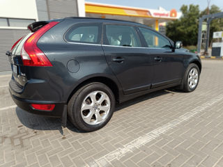 Volvo XC60 foto 3