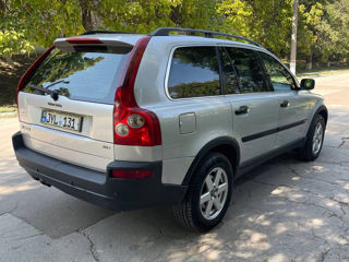 Volvo XC90 foto 9