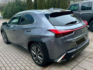 Lexus UX foto 5