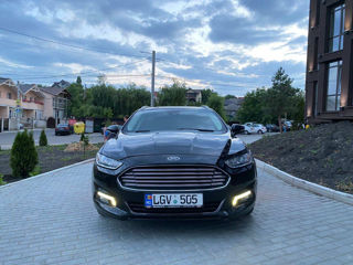 Ford Mondeo foto 4