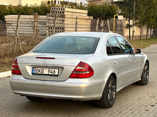 Mercedes E-Class foto 4